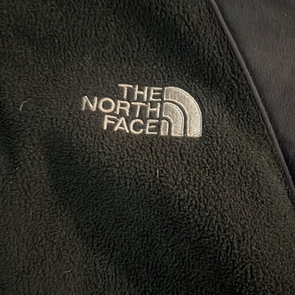 Women’s North Face Full Zip Fleece Jacket - Size Medium (Black) - Picture 2 of 4